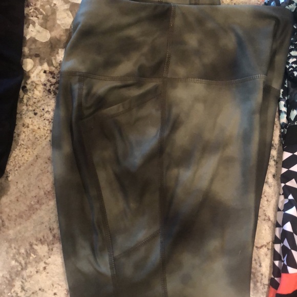 Athletic 7/8 leggings, lukka-la, Glyder & DSG, multi color, black and green. - Picture 5 of 14